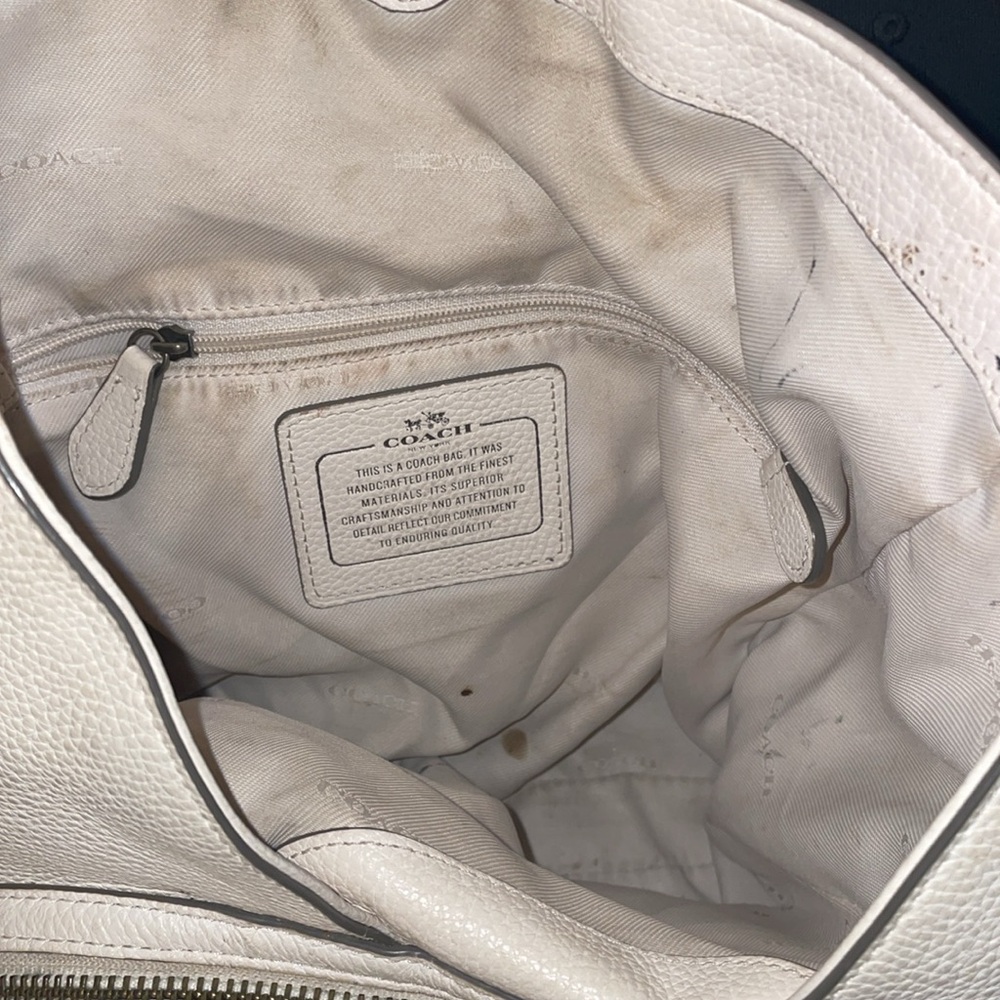 Coach - Picture 5 of 7